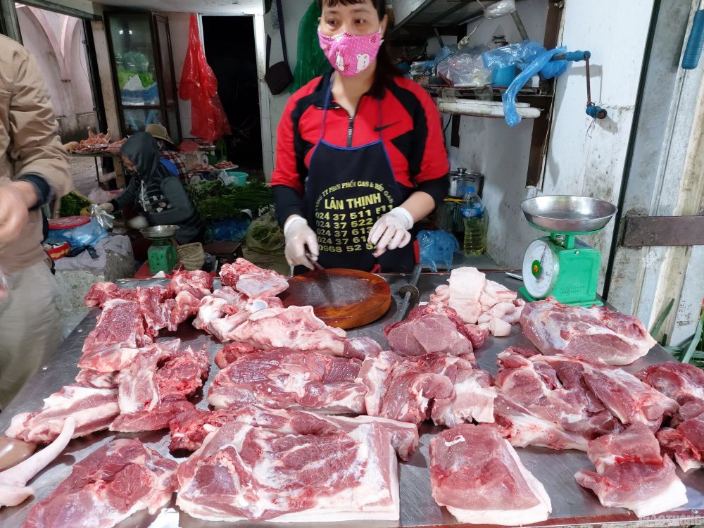Giá thịt cá Hà Nội ngày 22/10