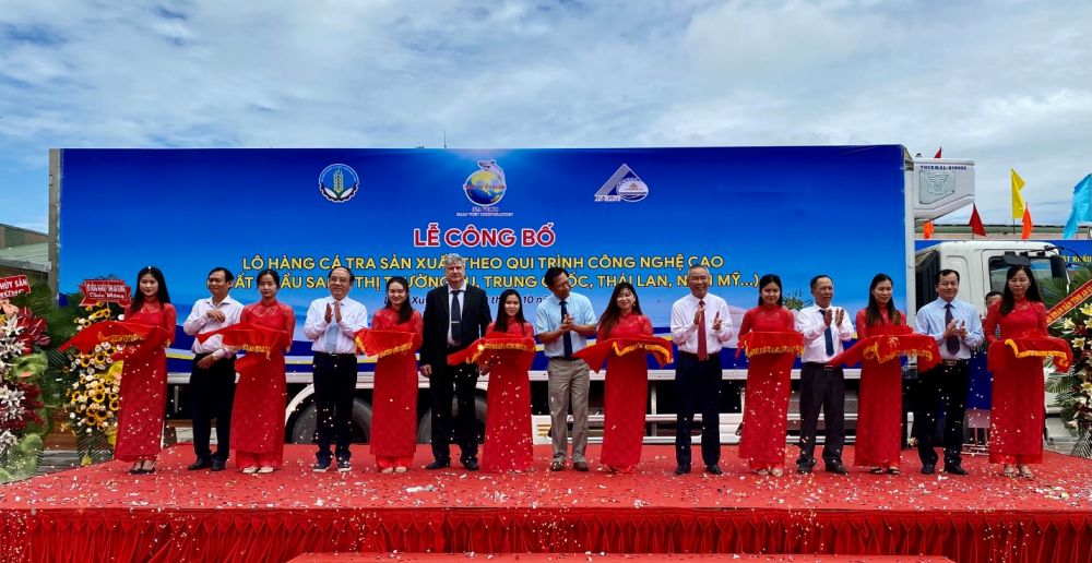 Lô cá tra đầu tiên sản xuất theo công nghệ cao lên đường sang EU, Trung Quốc và Trung Đông