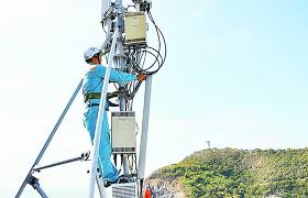 Các nhà mạng “liên thông” sóng di động, giúp người dân khắc phục thiên tai