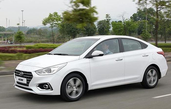 Bảng giá xe Hyundai mới nhất tháng 11/2020: Huyndai Accent giá “mềm” hơn các “đối thủ”