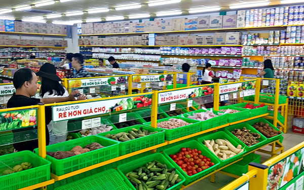 Giá thị trường ngày 7/11: VinMart, King Of Beef, Co.opmart tiếp tục khuyến mãi thịt gà, thịt bò, cá