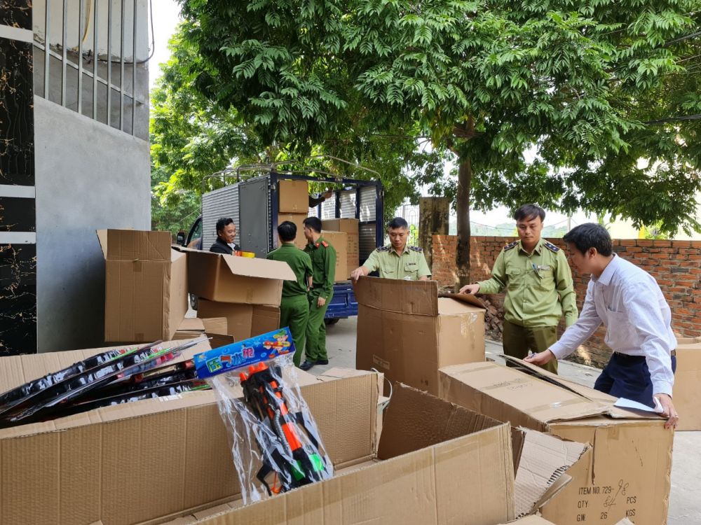 Vĩnh Phúc: Thu giữ gần 2.000 khẩu súng nhựa không rõ nguồn gốc