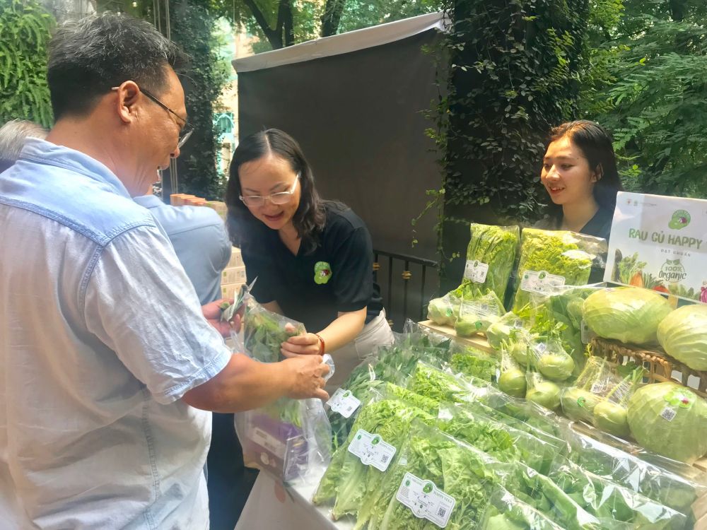 Phiên chợ sản phẩm hữu cơ diễn ra vào mỗi cuối tuần tại TP.HCM
