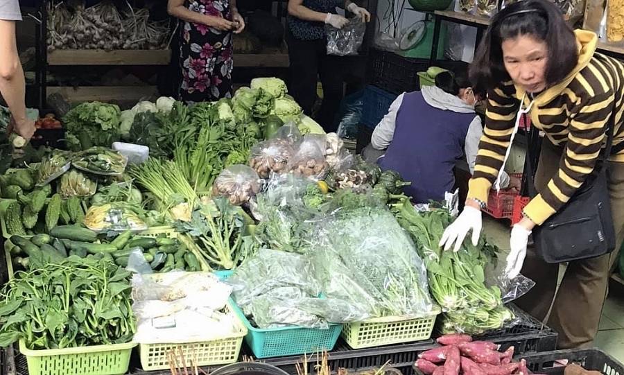 Giá thực phẩm ngày 2/12: Giá rau củ quay đầu giảm sau nhiều ngày tăng