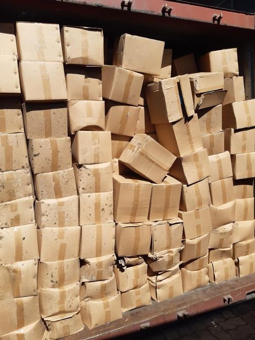 Hơn 5 tấn găng tay đã qua sử dụng nhập khẩu từ Trung Quốc