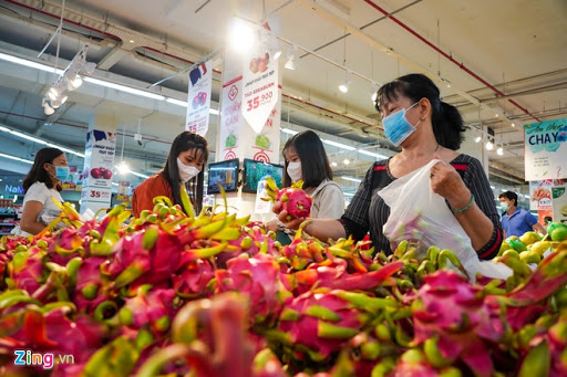 Giá thực phẩm ngày 5/12: Giá thanh long nghịch vụ giảm mạnh