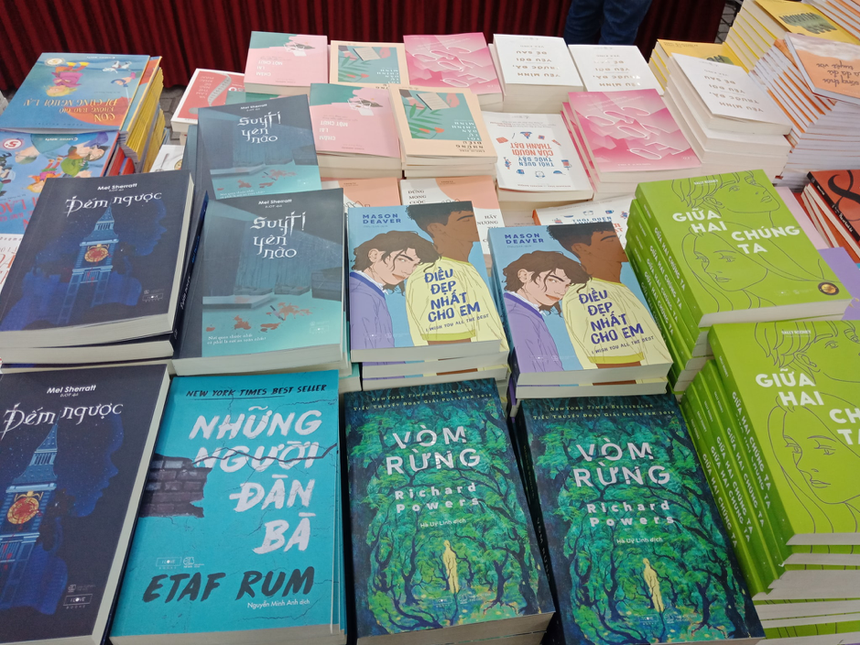 Thái Hà Books lần đầu tiên mở hội sách tại kho
