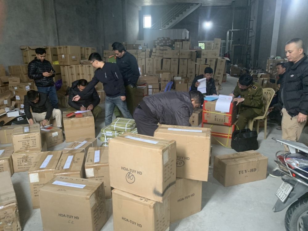 Hải Dương: Gần 10.000 linh kiện, phụ tùng ô tô, đồ kim khí các loại bị tạm giữ tại Hải Dương