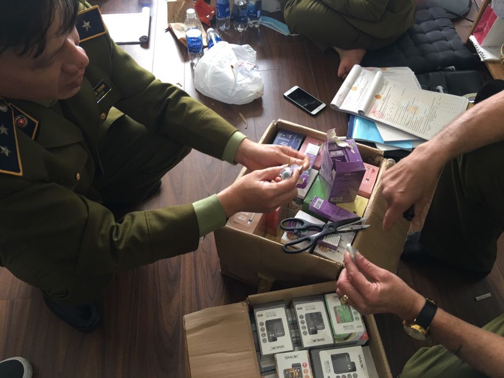 Hà Nội: Thu giữ trên 10.000 sản phẩm thuốc lá điện tử kinh doanh trên mạng xã hội