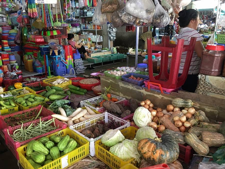 Giá thực phẩm ngày 8/1: Giá rau củ bật tăng trở lại