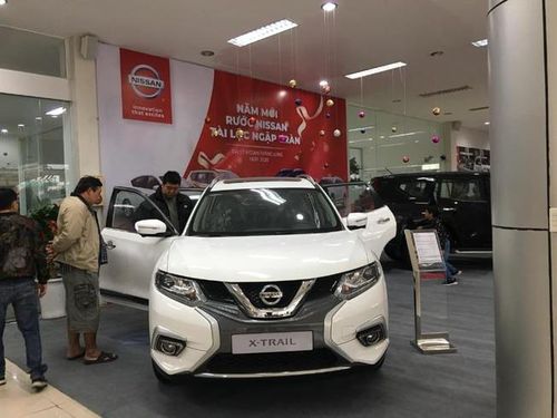 Nissan X-Trail tiếp tục giảm giá bán dịp cuối năm