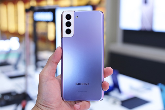 Vừa ra mắt, Galaxy S21 đã giảm giá