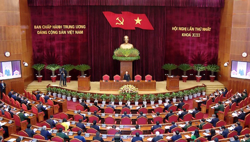 Ban Chấp hành Trung ương khóa mới ra mắt, bế mạc Đại hội XIII