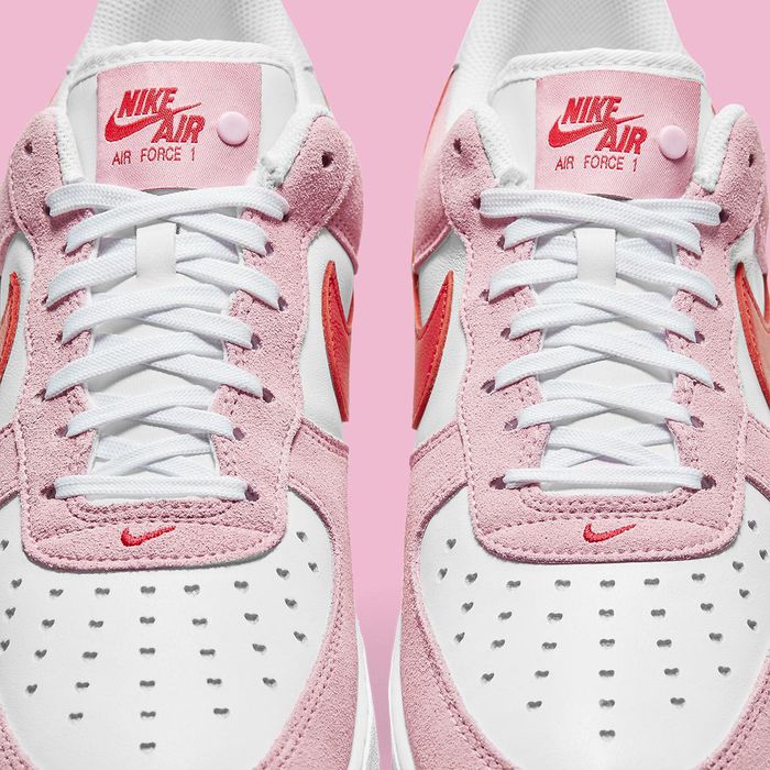 Nike ra mắt giày dành riêng cho dịp Valentine