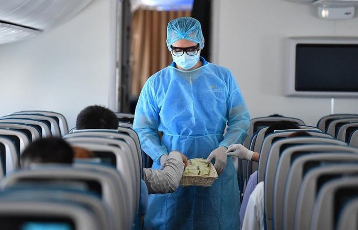 Giá vé máy bay Tết 2021 nhích tăng trở lại