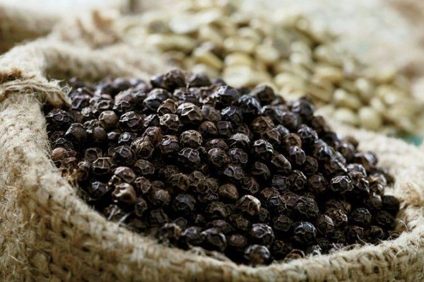 Giá tiêu ngày 9/2: Cao nhất 53.500 đồng/kg
