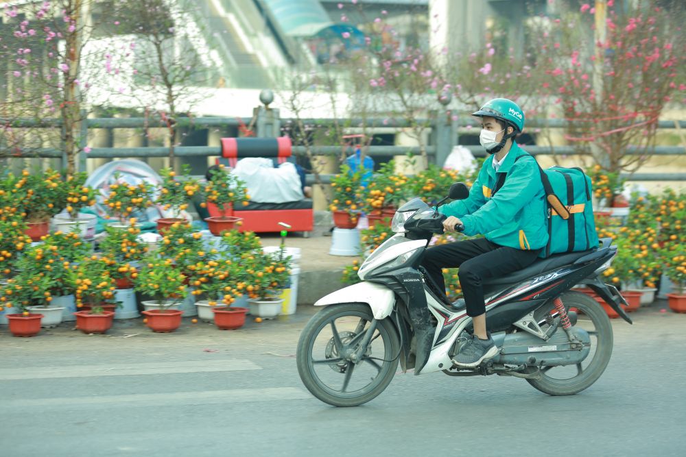 Viettel Post mở cửa phục vụ khách hàng xuyên Tết