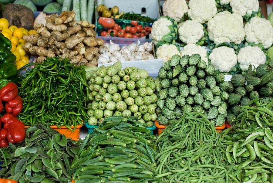 Giá thực phẩm ngày 22/2: Giá rau củ đi ngang, thủy sản bật tăng