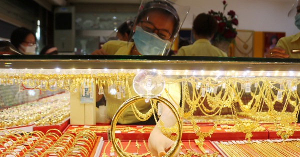 Giá vàng ngày 2/3: Thị trường bất ngờ đảo chiều