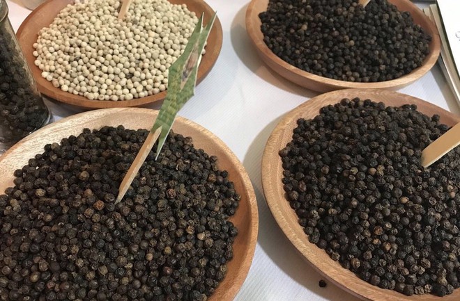 Giá tiêu ngày 12/3: Tiếp tục tăng mạnh, Đông Nam Bộ gần 70.000 đồng/kg