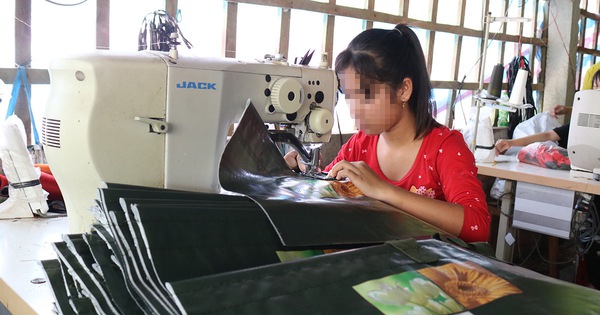 Từ 15/3, người từ đủ 15 tuổi đến chưa đủ 18 tuổi có thể làm thêm giờ với nhiều công việc