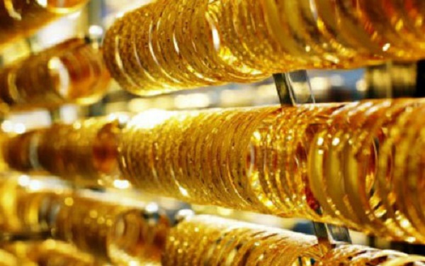 Giá vàng ngày 2/4: Vàng tiếp tục tăng mạnh