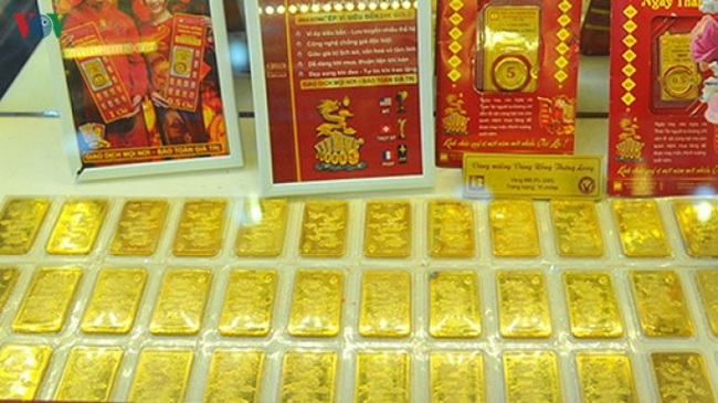 Mỗi ngày hơn 3.000 lượng vàng bán ra ở Sài Gòn