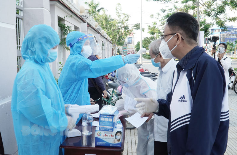 Phú Quốc phát hiện 10 trường hợp dương tính với nCoV khi vừa áp dụng trạng thái bình thường mới