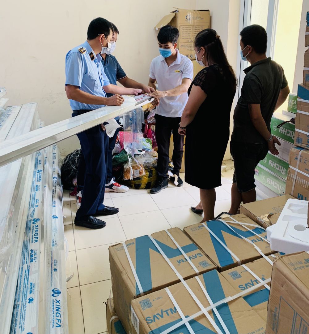 Sử dụng nhôm giả nhãn hiệu, kém chất lượng: Rủi ro “đẩy” về người tiêu dùng