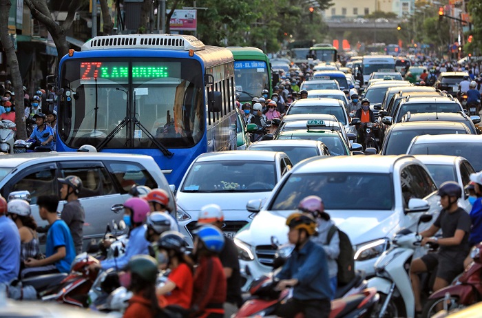 Bắt đầu dừng toàn bộ trạm thu phí các tỉnh đang thực hiện Chỉ thị 16