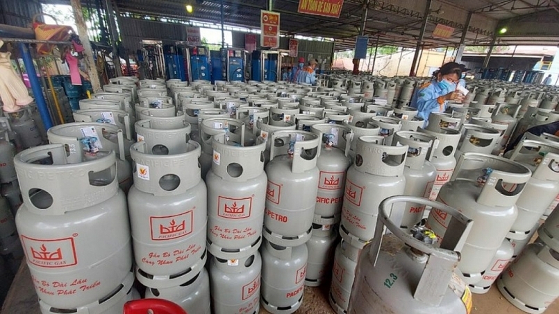 Chín lần tăng liên tục, giá gas vượt kỷ lục 500 nghìn đồng/bình