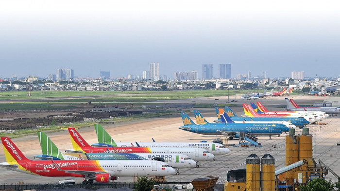 Mở lại bay quốc tế sẽ giúp hàng không Việt giảm lỗ, tăng doanh thu