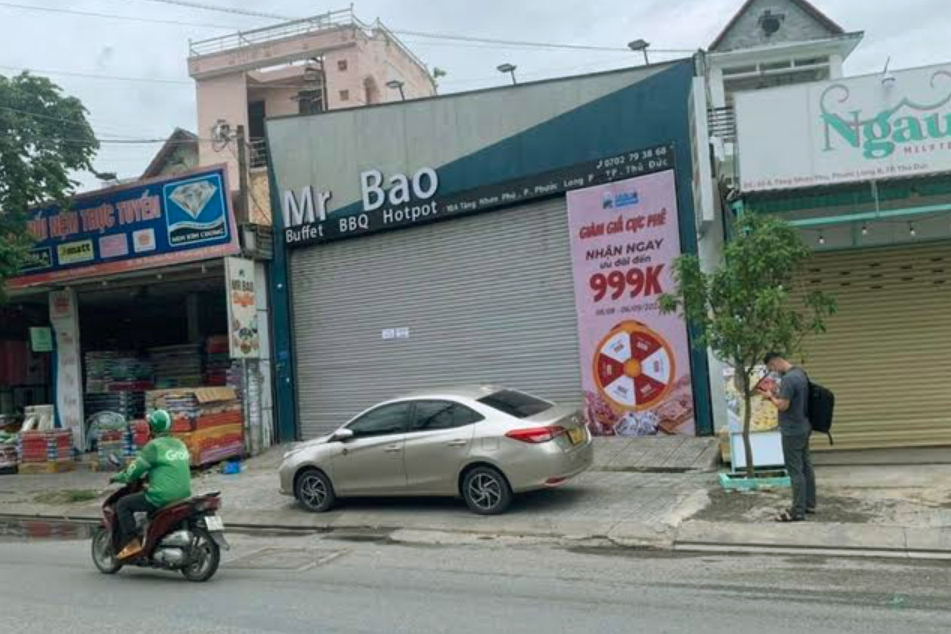 Nhà hàng MrBaoCuisine bị xử phạt liên quan vụ 2 sinh viên tử vong nghi do ngộ độc rượu