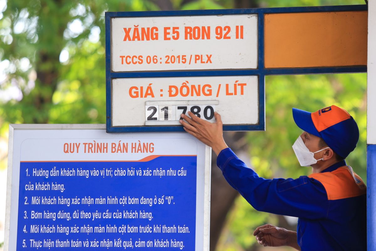 Giá xăng hôm nay 11/11 tiếp tục tăng