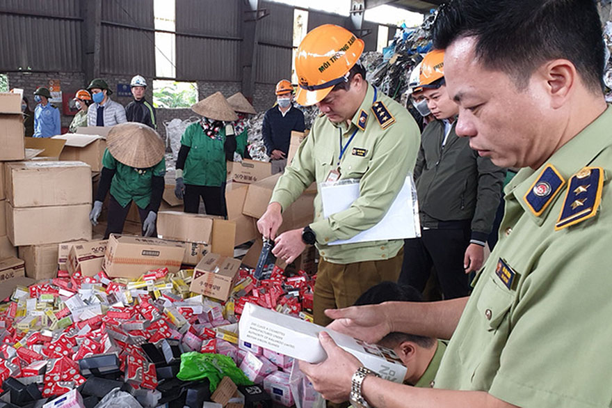 Xử lý mạnh tay hàng giả, hàng kém chất lượng