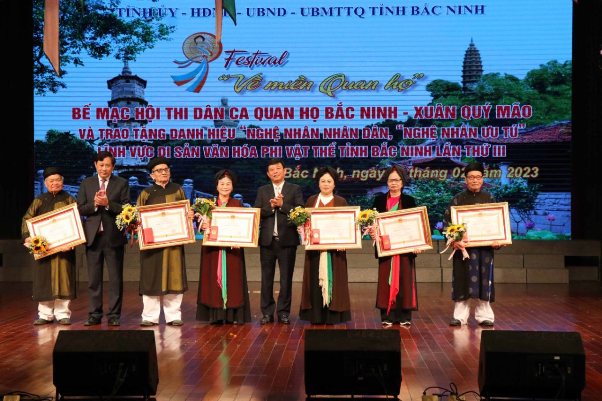 Bế mạc Hội thi Dân ca Quan họ Xuân Quý Mão 2023