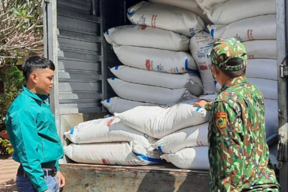 Phát hiện 3 vụ vận chuyển, tàng trữ 16.000 kg đường kính trắng không có hóa đơn chứng từ