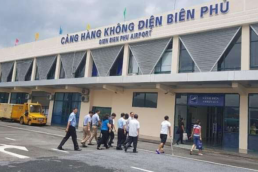 Đề nghị tạm đóng cửa sân bay Điện Biên từ 1/4.