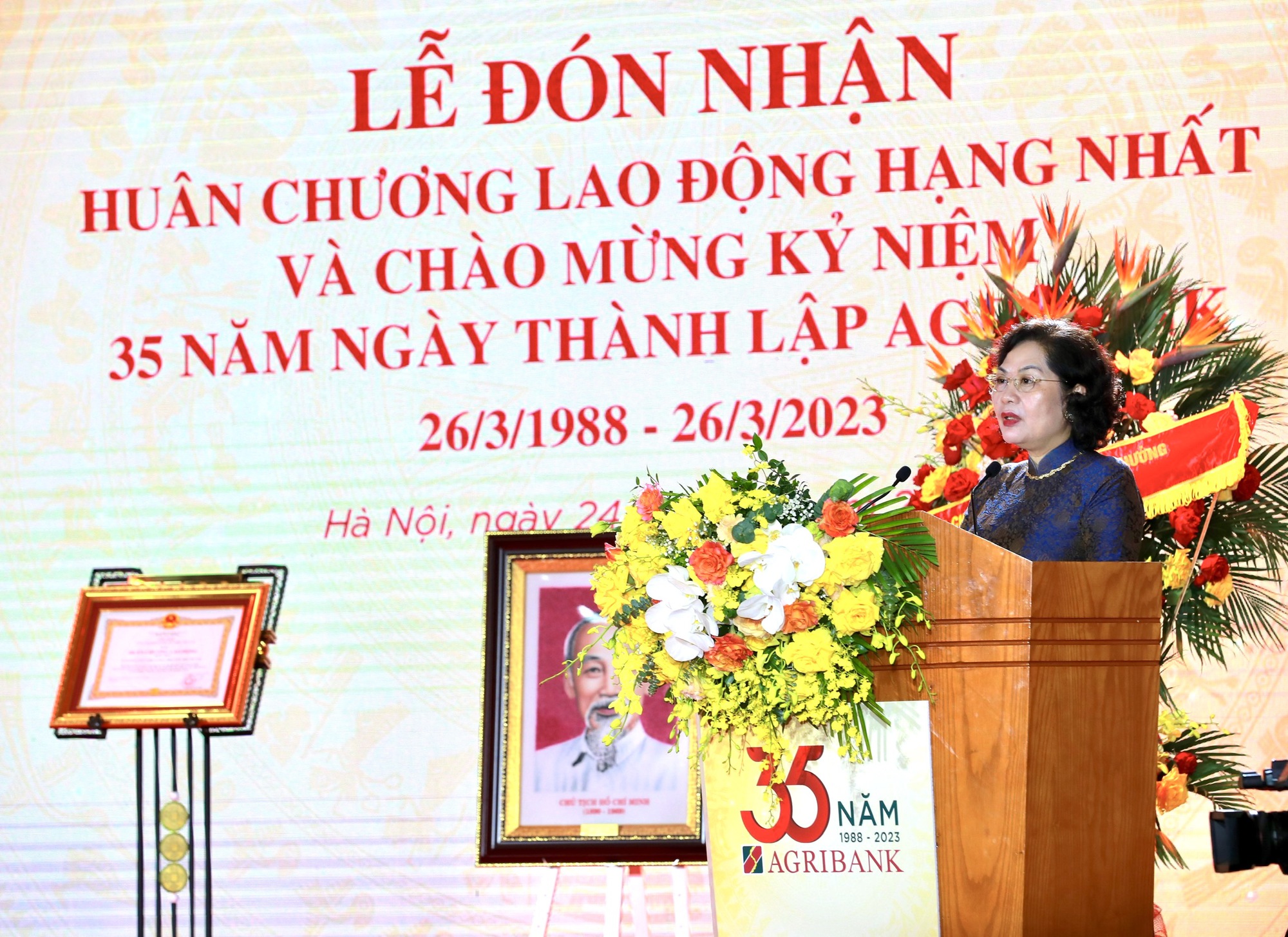 Thống đốc NHNN Nguyễn Thị Hồng phát biểu tại buổi lễ.