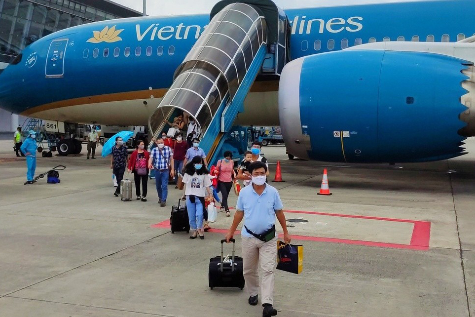 Giá vé máy bay dịp nghỉ lễ 30/4 và 1/5 đã "hạ nhiệt"