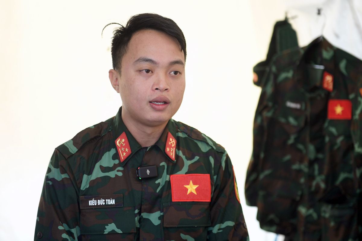 Thượng úy Kiều Đức Toàn hoãn cưới để tham gia đoàn cứu trợ, hỗ trợ nhân đạo quốc tế của Quân đội Nhân dân Việt Nam tại Thổ Nhĩ Kỳ.