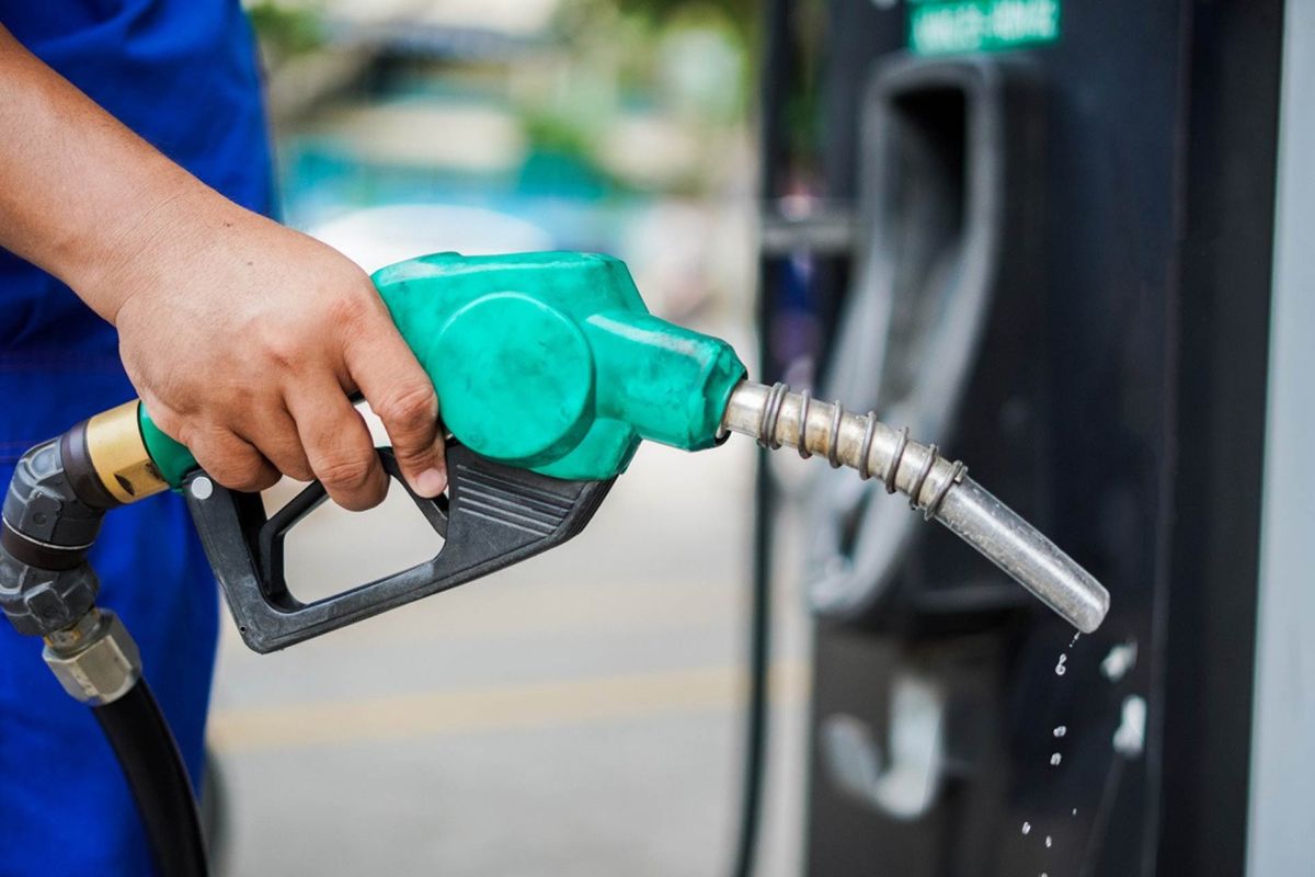 Giá xăng, dầu đồng loạt giảm từ 15h chiều 11/5.