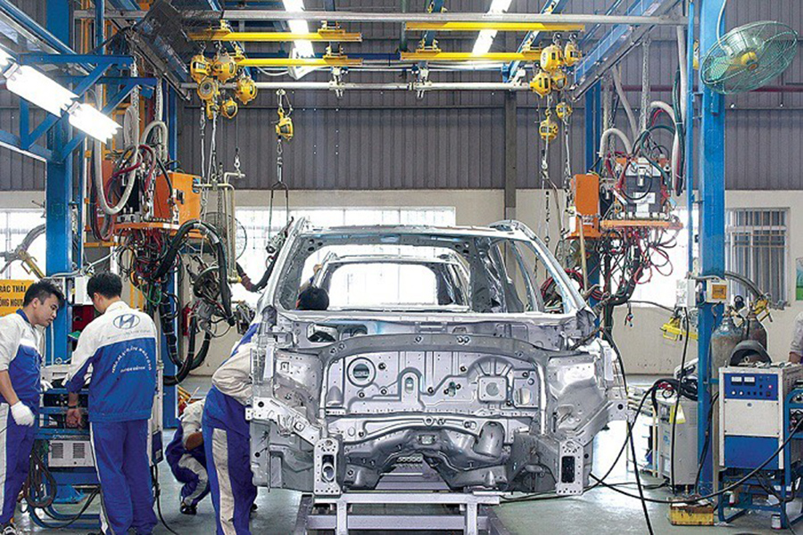 Gia hạn nộp thuế tiêu thụ đặc biệt ô tô sản xuất trong nước đến 20/11/2023.