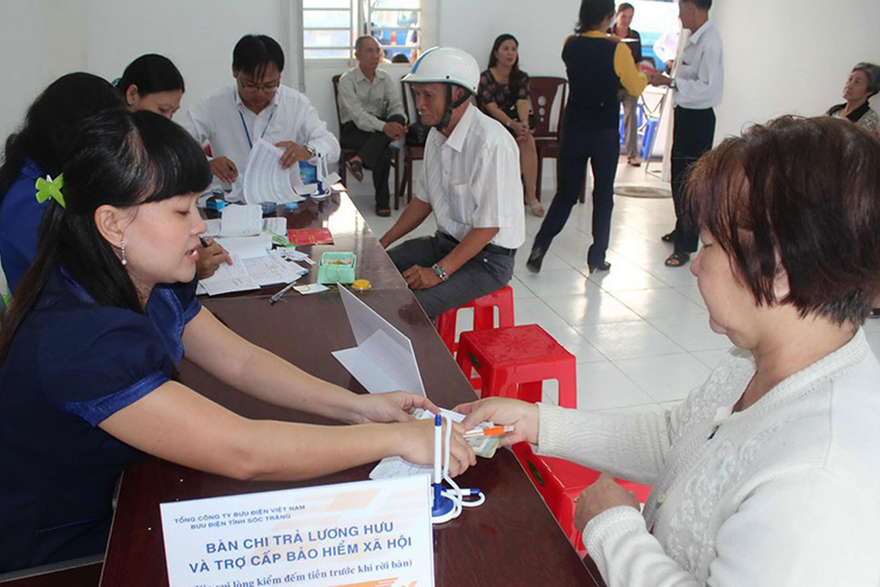Giảm mức chi phí chi trả lương hưu, trợ cấp BHXH từ 0,65% xuống 0,54%