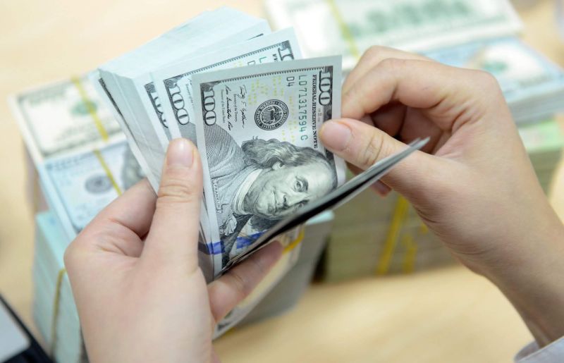 Tỷ giá ngoại tệ hôm nay 24/8: Đồng USD thế giới xuống mốc 103,36