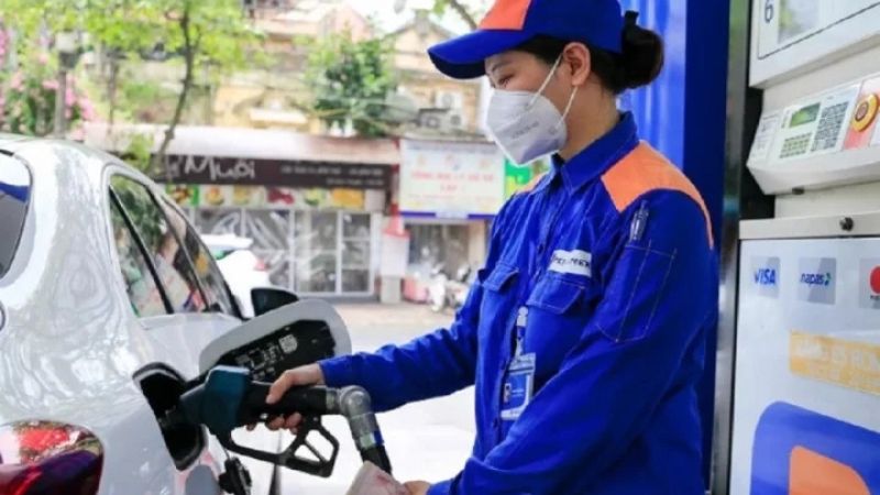 Giá xăng dầu ngày 28/8: Triển vọng đi lên