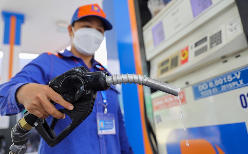 Giá xăng dầu hôm nay 21/9: Giá xăng trong nước dự kiến tăng 1.000 đồng