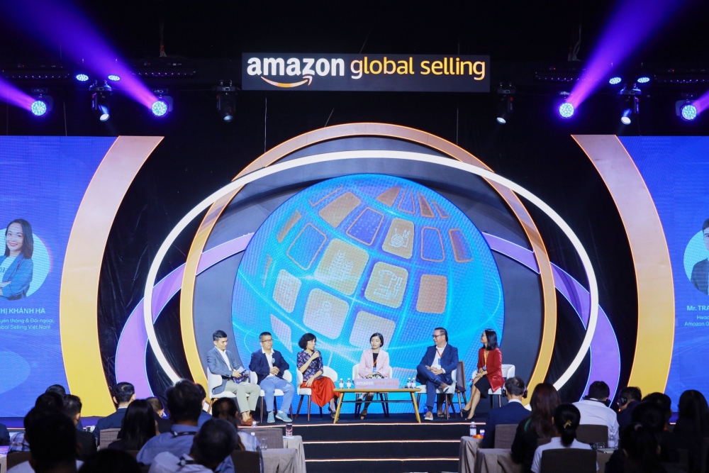 Hội nghị Thương mại điện tử (TMĐT) xuyên biên giới Amazon 2023 chủ đề “Vững bước tăng trưởng”.