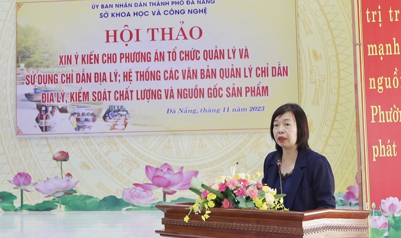 Bà Lê Thị Thục - Phó Giám đốc Sở Khoa học và Công nghệ thành phố Đà Nẵng phát biểu khai mạc