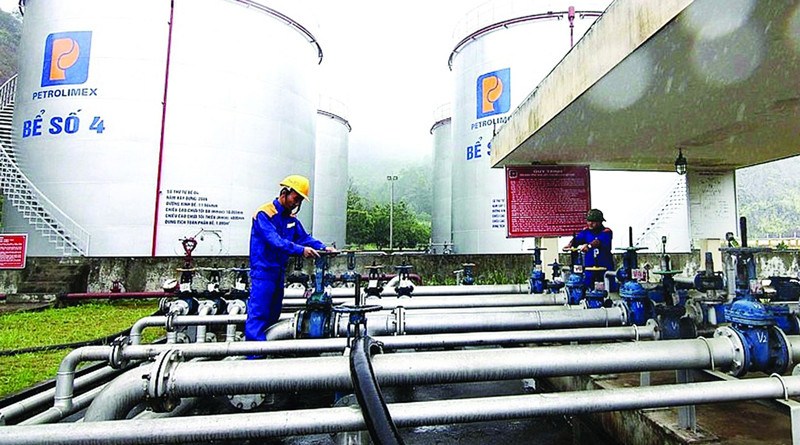 Giá xăng dầu hôm nay 7/3: giá dầu Brent vẫn dưới 70 USD